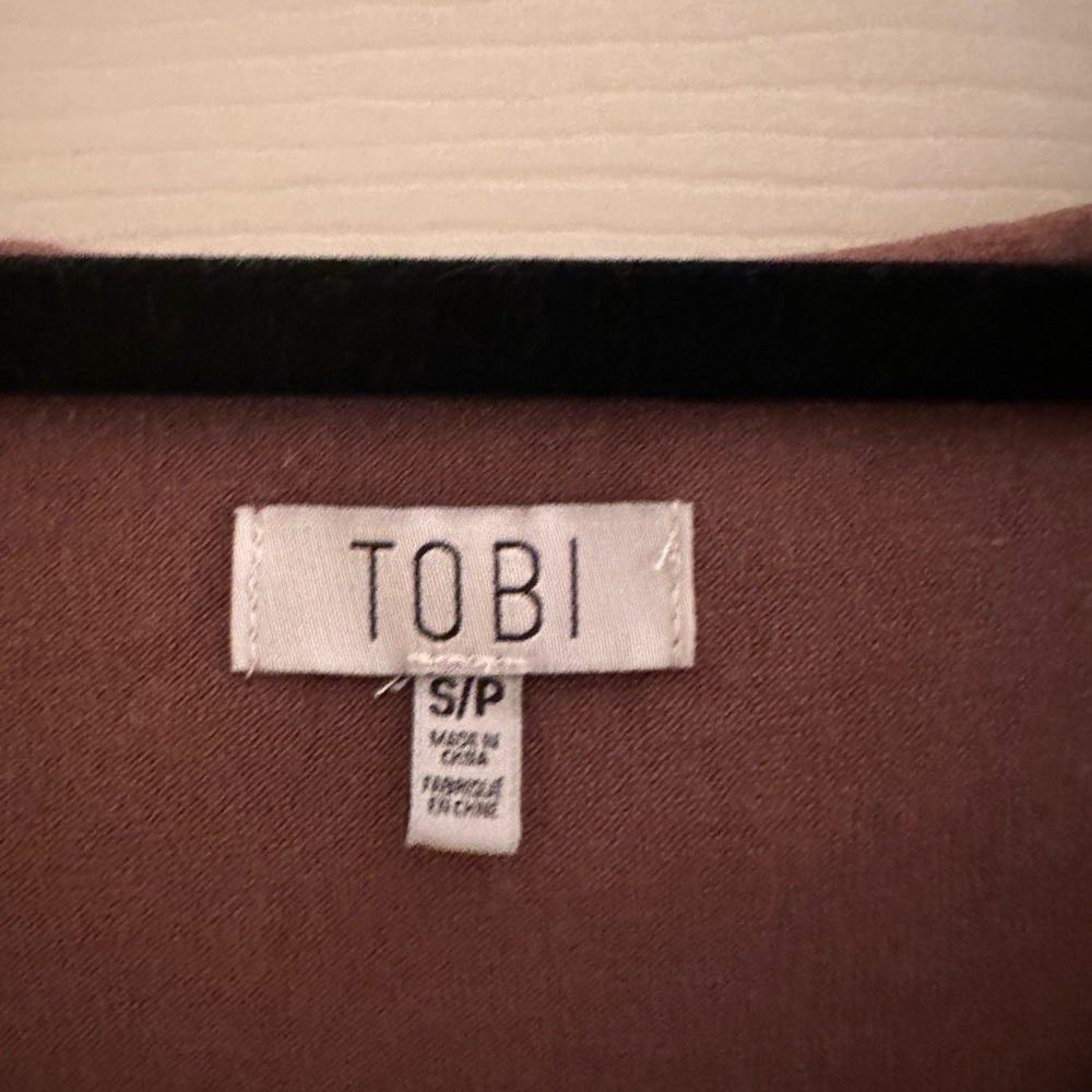 Tobi off shoulder bodysuit - Picture 3 of 3